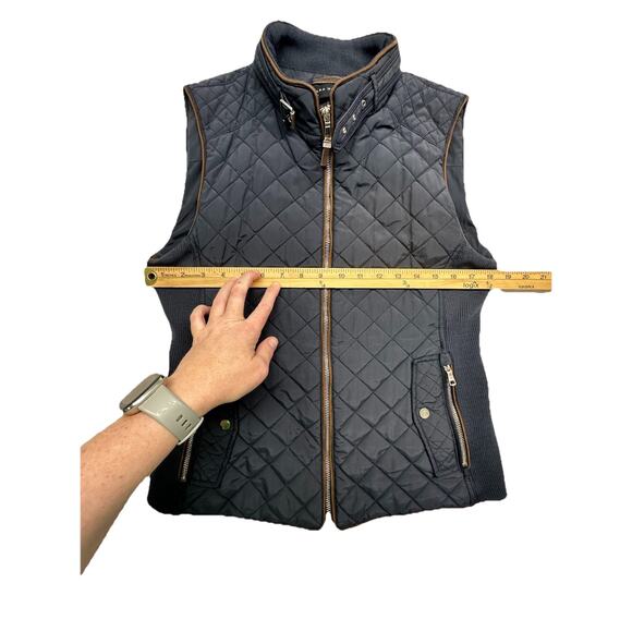 Zara Womens Quilted Vest Size Large Navy Blue Full Zip Pockets Mock Buckle Neck - Picture 3 of 7